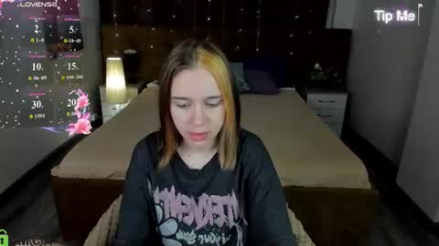 Snapshot of jessiexxiv chatting on July 15, 2:39 am Jessie online show from July 15, 2:39 am