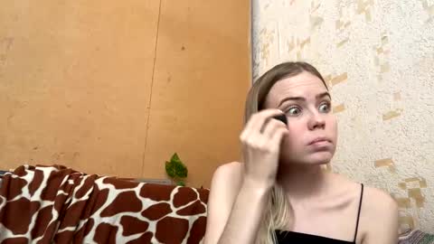 Snapshot of jessika_evans chatting on May 3, 12:11 pm jessika_evans online show from May 3, 12:11 pm