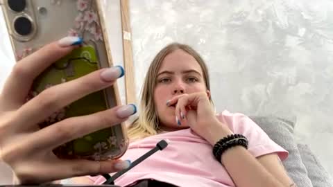 jessika_evans online show from June 19, 1:26 pm