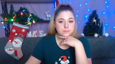 Jess online show from December 18, 7:36 am