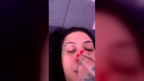 Snapshot of jesss_paid chatting on December 16, 7:08 pm jesss_paid online show from December 16, 7:08 pm