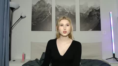 jessstonem online show from December 28, 5:55 am