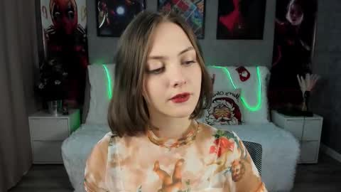 Snapshot of jessswalker chatting on January 10, 7:25 am JesssWalker online show from January 10, 7:25 am