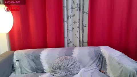 JessTheWicked online show from November 17, 6:57 pm