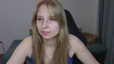 Snapshot of jessy_comely chatting on June 8, 3:23 pm Jessy online show from June 8, 3:23 pm