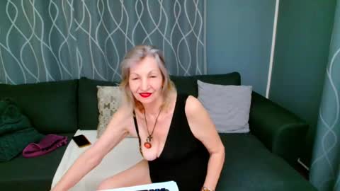 Snapshot of jessy_curt chatting on January 15, 8:23 pm jessy curt online show from January 15, 8:23 pm