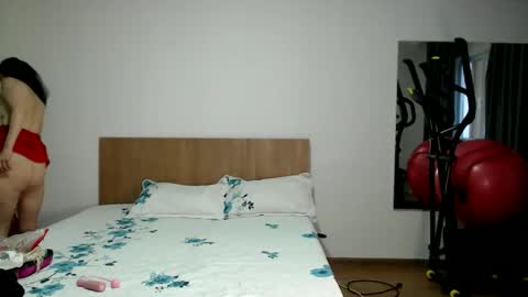 Snapshot of jessy_greys chatting on February 23, 3:31 pm Jessy online show from February 23, 3:31 pm