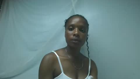 Snapshot of jessybabie chatting on November 12, 10:04 am jessybabie online show from November 12, 10:04 am