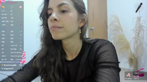 Snapshot of jessye_golden chatting on November 6, 9:59 pm jessye_golden online show from November 6, 9:59 pm
