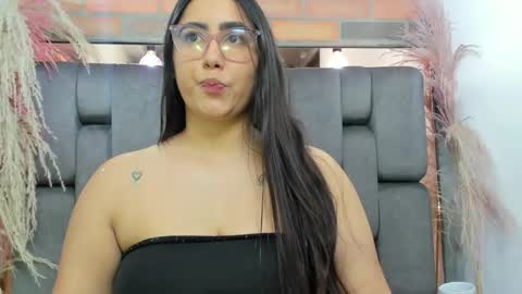 JESSY CORTES online show from March 21, 8:19 am