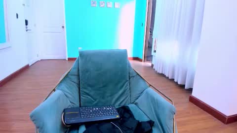 Snapshot of jessymiiranda chatting on November 1, 10:01 pm JessyMiiranda online show from November 1, 10:01 pm