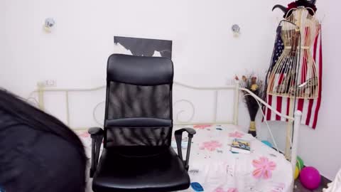 Jessy online show from January 19, 4:57 pm
