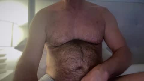 Jesuiscoquin online show from March 11, 11:38 am