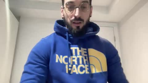 Snapshot of jeunemek00779042 chatting on February 6, 11:15 pm JEUNEMEK007 online show from February 6, 11:15 pm