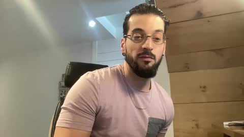 Snapshot of jeunemek00779042 chatting on February 14, 3:15 pm JEUNEMEK007 online show from February 14, 3:15 pm