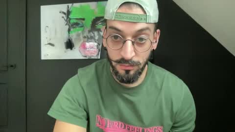 Snapshot of jeunemek00779042 chatting on November 16, 3:28 pm JEUNEMEK007 online show from November 16, 3:28 pm