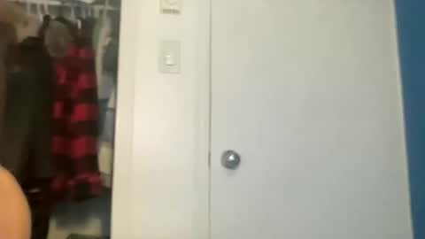 Snapshot of jeunemek00779042 chatting on March 11, 2:56 pm JEUNEMEK007 online show from March 11, 2:56 pm