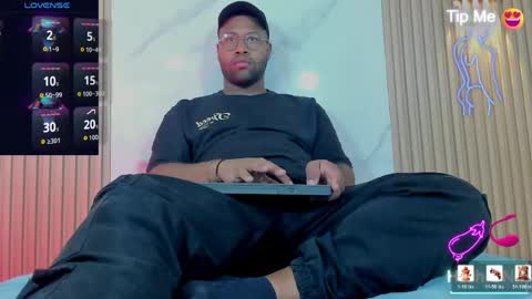 jeus_stanley online show from April 30, 4:52 am