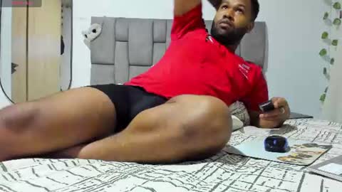 jeus_stanley online show from June 14, 7:21 am