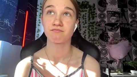 Helgi online show from March 18, 2:09 pm