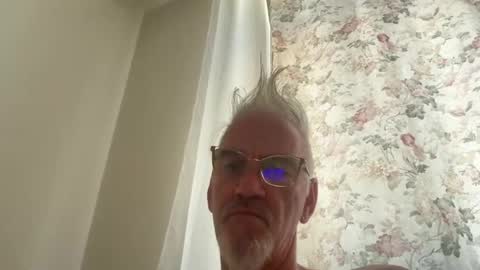 jewlronny online show from June 29, 7:14 am