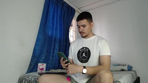 Snapshot of jeycob_happy97 chatting on November 5, 12:49 pm Juan David online show from November 5, 12:49 pm