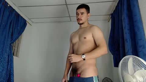 Snapshot of jeycob_happy97 chatting on November 25, 10:37 am Juan David online show from November 25, 10:37 am