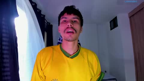 Snapshot of jeyden_camilo chatting on May 31, 6:53 pm Jeyden Camilo online show from May 31, 6:53 pm