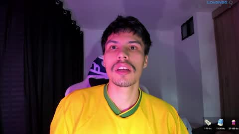 Snapshot of jeyden_camilo chatting on June 2, 11:18 pm Jeyden Camilo online show from June 2, 11:18 pm