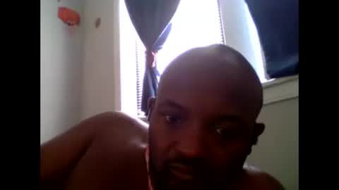 Snapshot of jezone200 chatting on March 28, 12:27 pm J One 55 online show from March 28, 12:27 pm