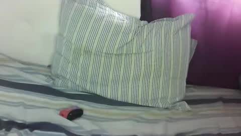 Snapshot of jg1105 chatting on January 7, 4:53 pm jg1105 online show from January 7, 4:53 pm