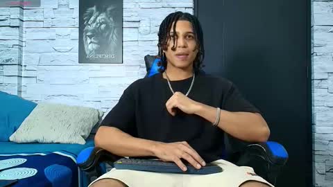 jhay_wheeler777 online show from October 17, 3:31 am