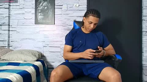 jhay_wheeler777 online show from November 3, 7:59 pm