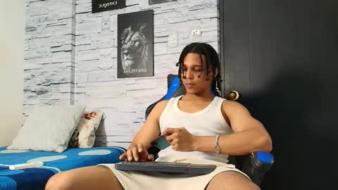 jhay_wheeler777 online show from January 15, 4:39 am