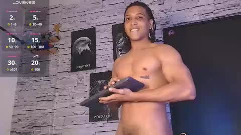 Snapshot of jhay_wheeler777 chatting on July 10, 4:17 am jhay_wheeler777 online show from July 10, 4:17 am
