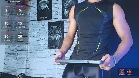 Snapshot of jhay_wheeler777 chatting on July 16, 4:07 am jhay_wheeler777 online show from July 16, 4:07 am