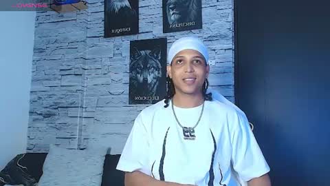 Snapshot of jhay_wheeler777 chatting on July 17, 4:08 am jhay_wheeler777 online show from July 17, 4:08 am