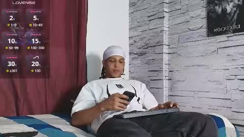 Snapshot of jhay_wheeler777 chatting on July 26, 5:48 am jhay_wheeler777 online show from July 26, 5:48 am
