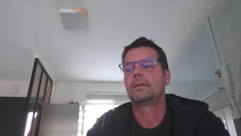 Snapshot of jhmec44000 chatting on May 19, 11:05 am jhmec44000 online show from May 19, 11:05 am