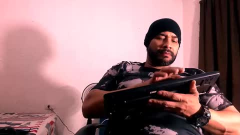 En moreno online show from November 20, 7:19 am