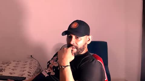 En moreno online show from November 24, 3:17 am