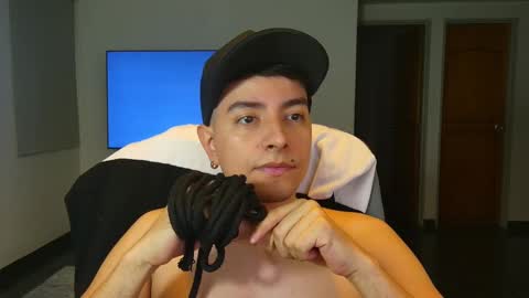 Jhoan Saenz online show from October 15, 2:44 am