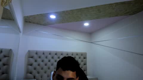 Snapshot of jhoanleandro chatting on February 3, 3:04 am jhoanleandro online show from February 3, 3:04 am