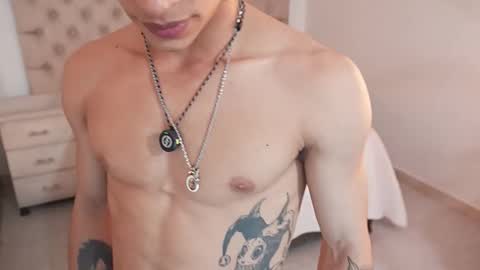 Snapshot of jhoanleandro chatting on February 8, 5:11 am jhoanleandro online show from February 8, 5:11 am