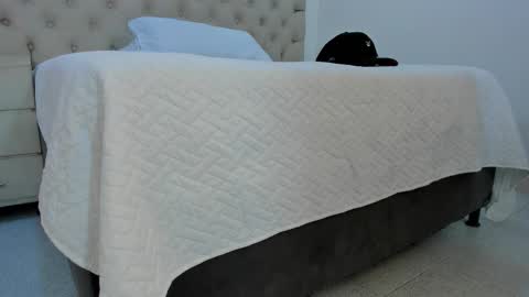 Snapshot of jhoanleandro chatting on February 14, 4:20 am jhoanleandro online show from February 14, 4:20 am