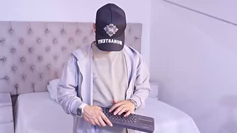 Snapshot of jhoanleandro chatting on February 19, 4:08 am jhoanleandro online show from February 19, 4:08 am