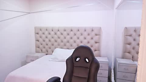 Snapshot of jhoanleandro chatting on March 3, 4:40 am jhoanleandro online show from March 3, 4:40 am