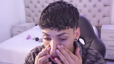 Snapshot of jhoanleandro chatting on March 7, 5:37 am jhoanleandro online show from March 7, 5:37 am