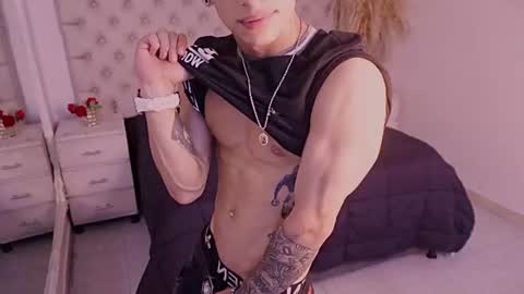 jhoanleandro online show from June 27, 4:17 am
