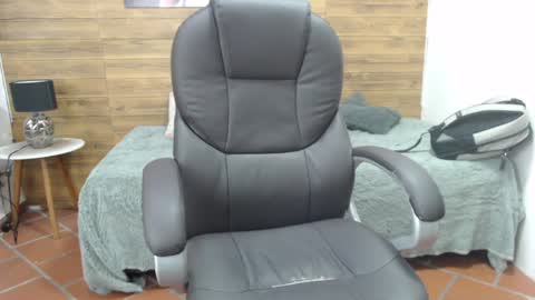 Snapshot of jhoellx chatting on January 17, 6:44 pm Jhoel online show from January 17, 6:44 pm